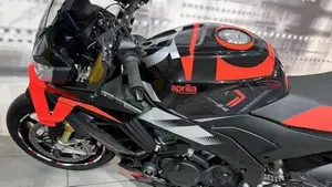 Aprilia Tuono V4 (2025 - 26)  (9)