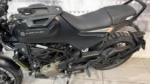 Husqvarna Svartpilen 125 (2024 - 26)  (3)