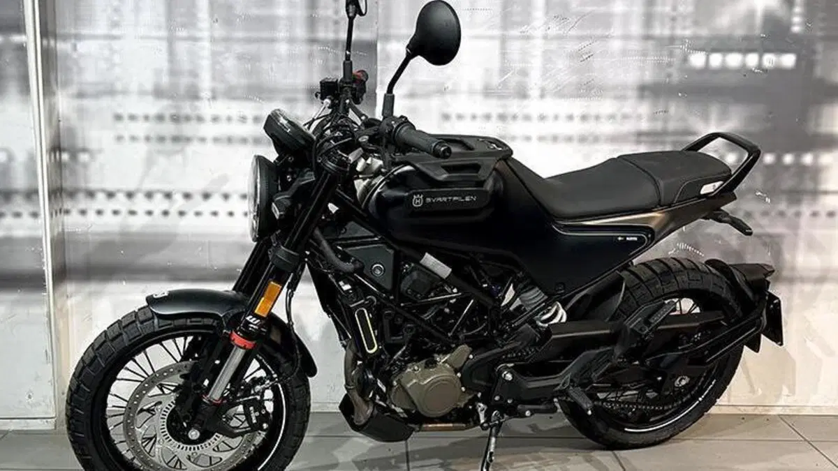 Husqvarna Svartpilen 125 (2024 - 26)  (7)