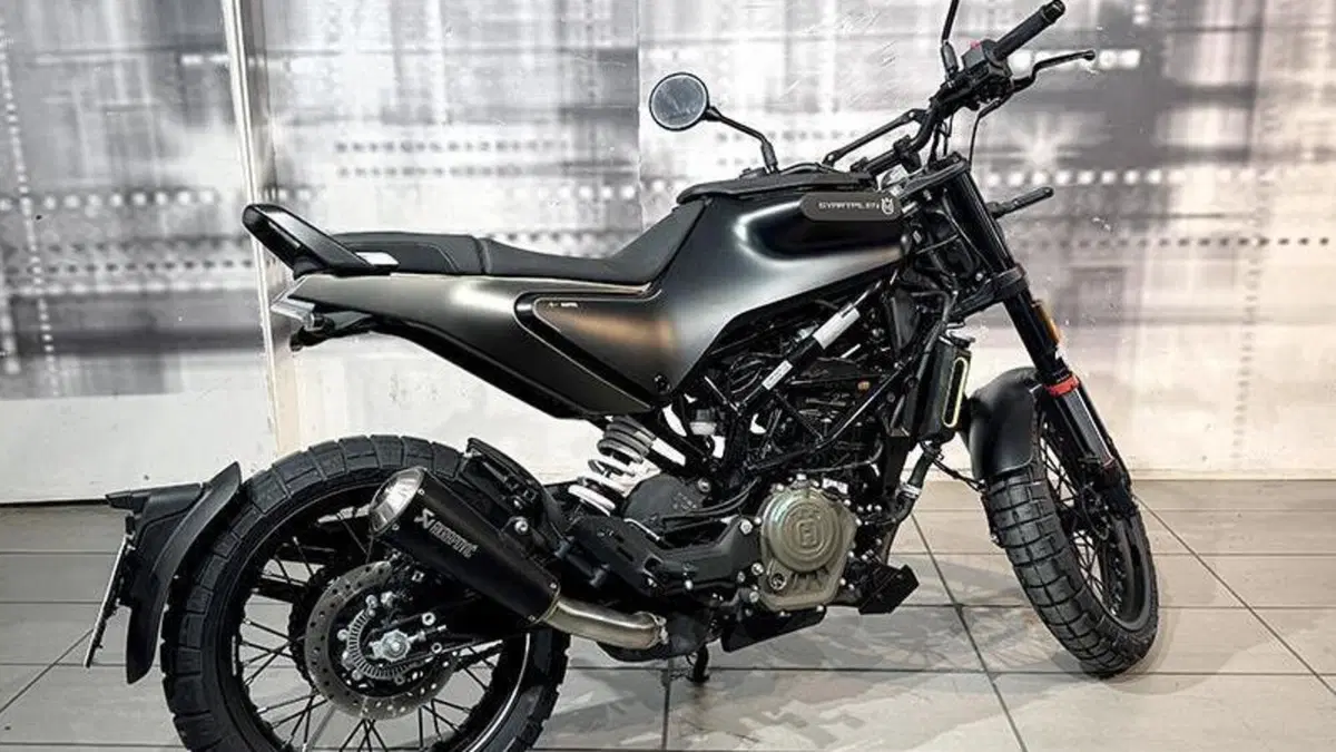 Husqvarna Svartpilen 125 (2024 - 26)  (8)