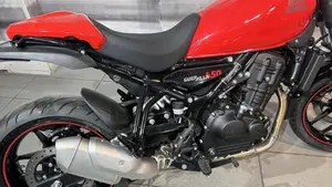 Royal Enfield Guerrilla 450 (2024 - 26)  (5)