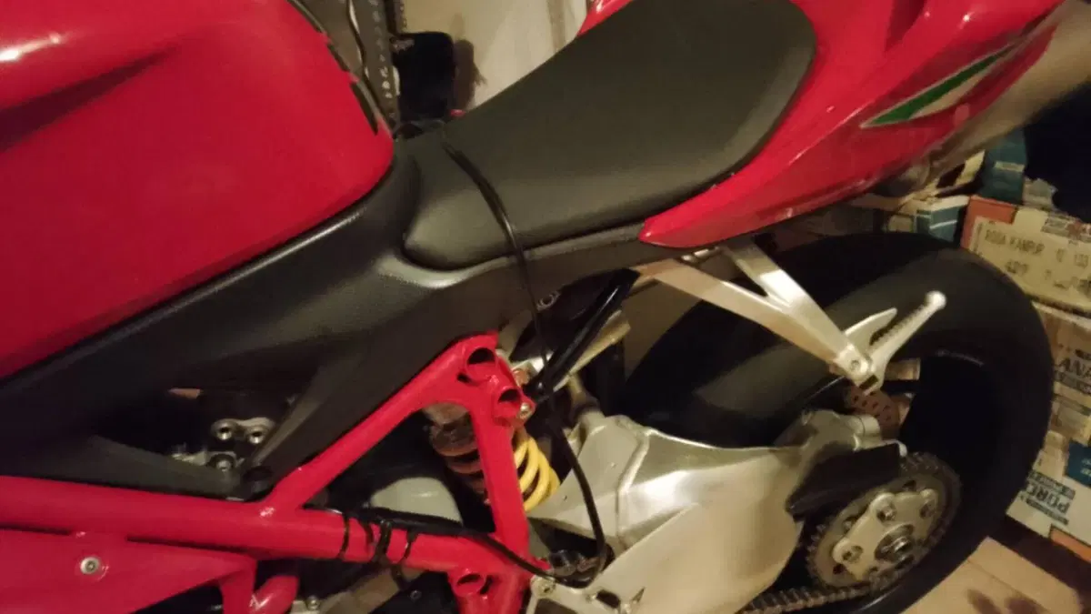 Ducati 848 (2007 - 13)  (3)