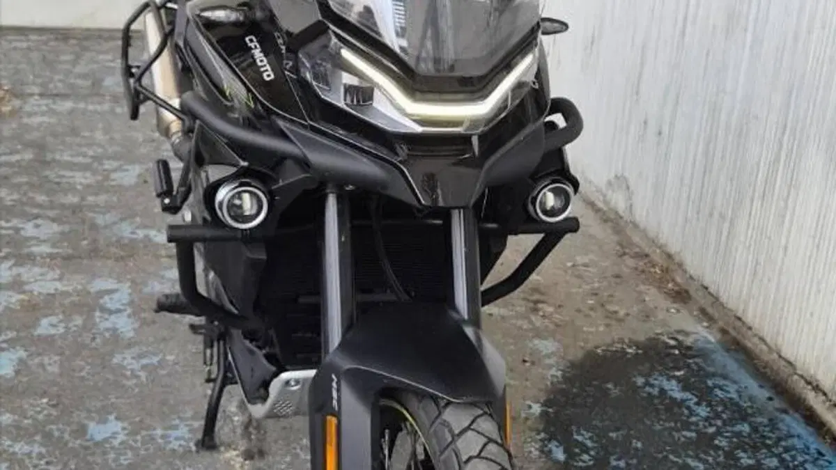 CFMOTO 800MT Explore (2023 - 26) 