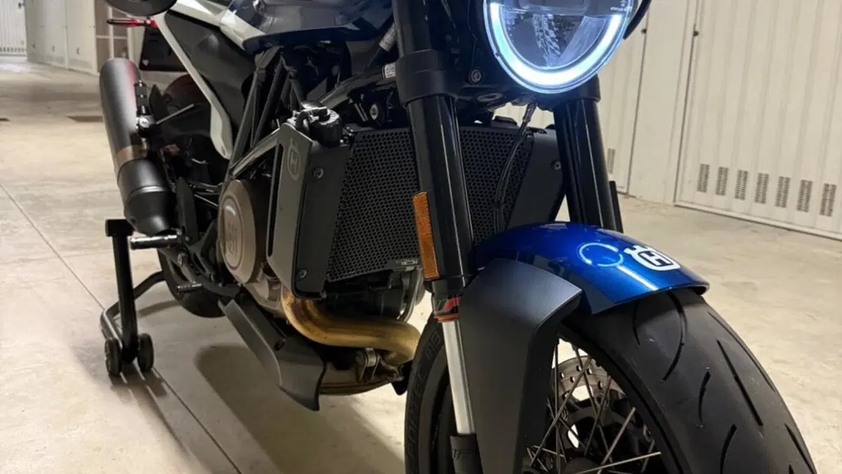 Husqvarna Vitpilen 701 (2020)  (5)