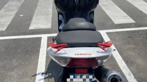 Yamaha T-Max 500 (2008 - 12)  (5)