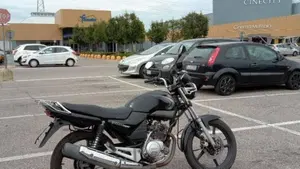 Yamaha YBR 125 (2005 - 09)  (3)