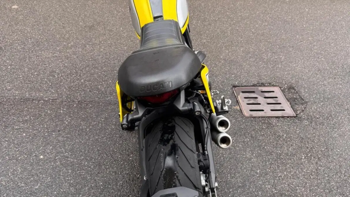 Ducati Scrambler 800 Flat Track Pro (2016 - 17)  (4)