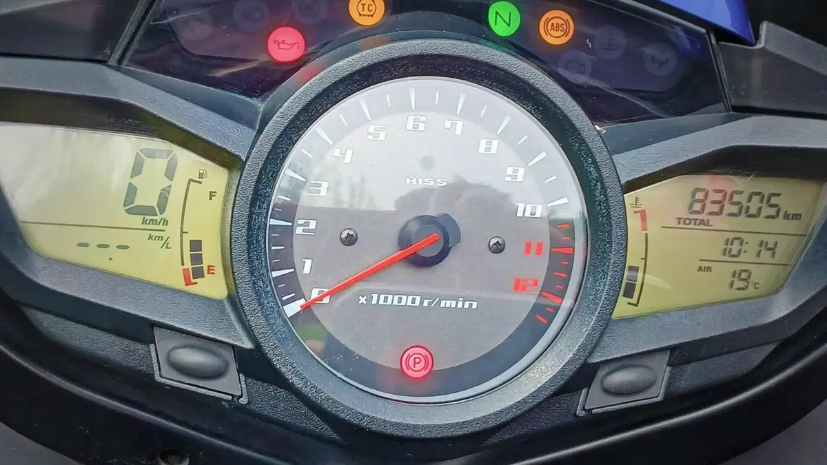 Honda VFR 1200 F DCT ABS (2010 - 16)  (13)