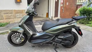 Piaggio Beverly 300 S i.e. ABS-ASR (2016 - 20)  (2)