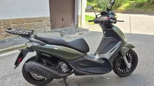Piaggio Beverly 300 S i.e. ABS-ASR (2016 - 20)  (4)