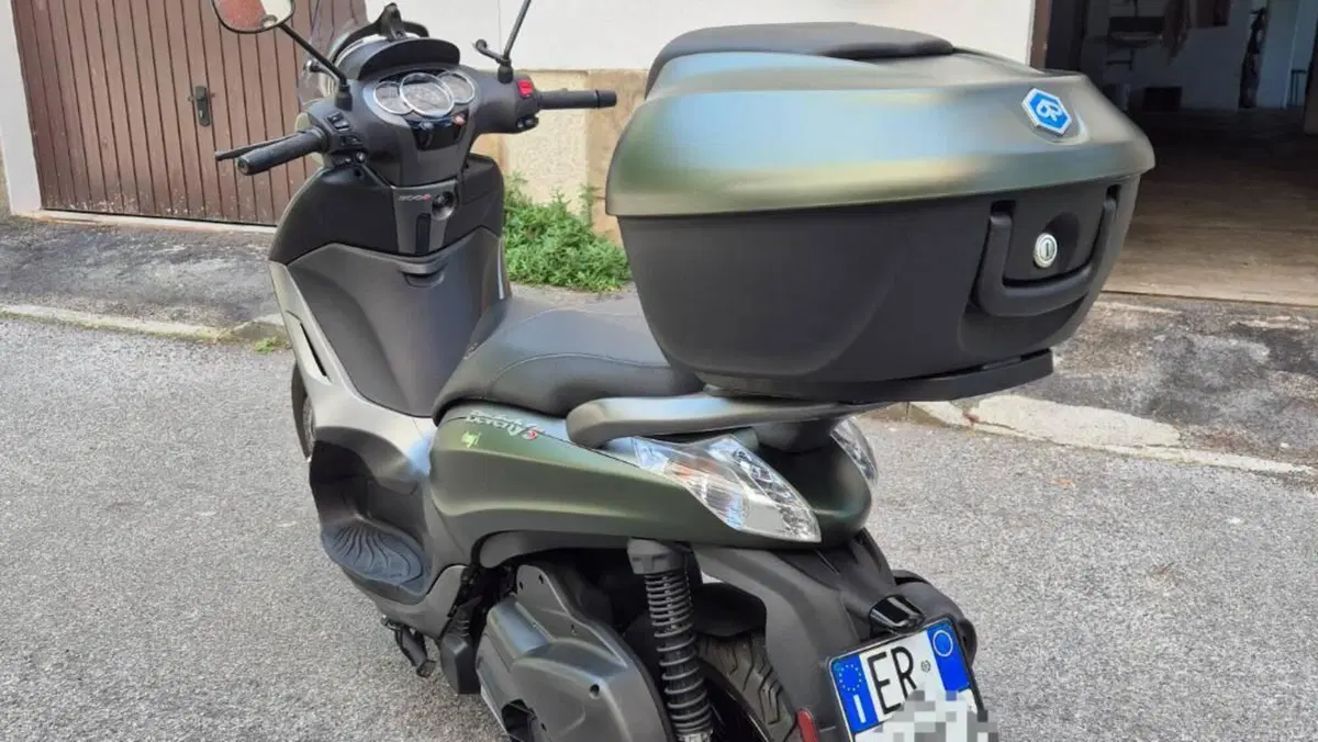 Piaggio Beverly 300 S i.e. ABS-ASR (2016 - 20)  (5)
