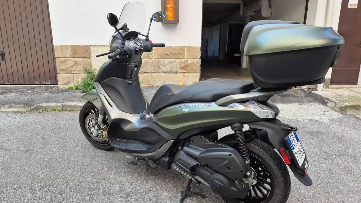 Piaggio Beverly 300 S i.e. ABS-ASR (2016 - 20)  (6)