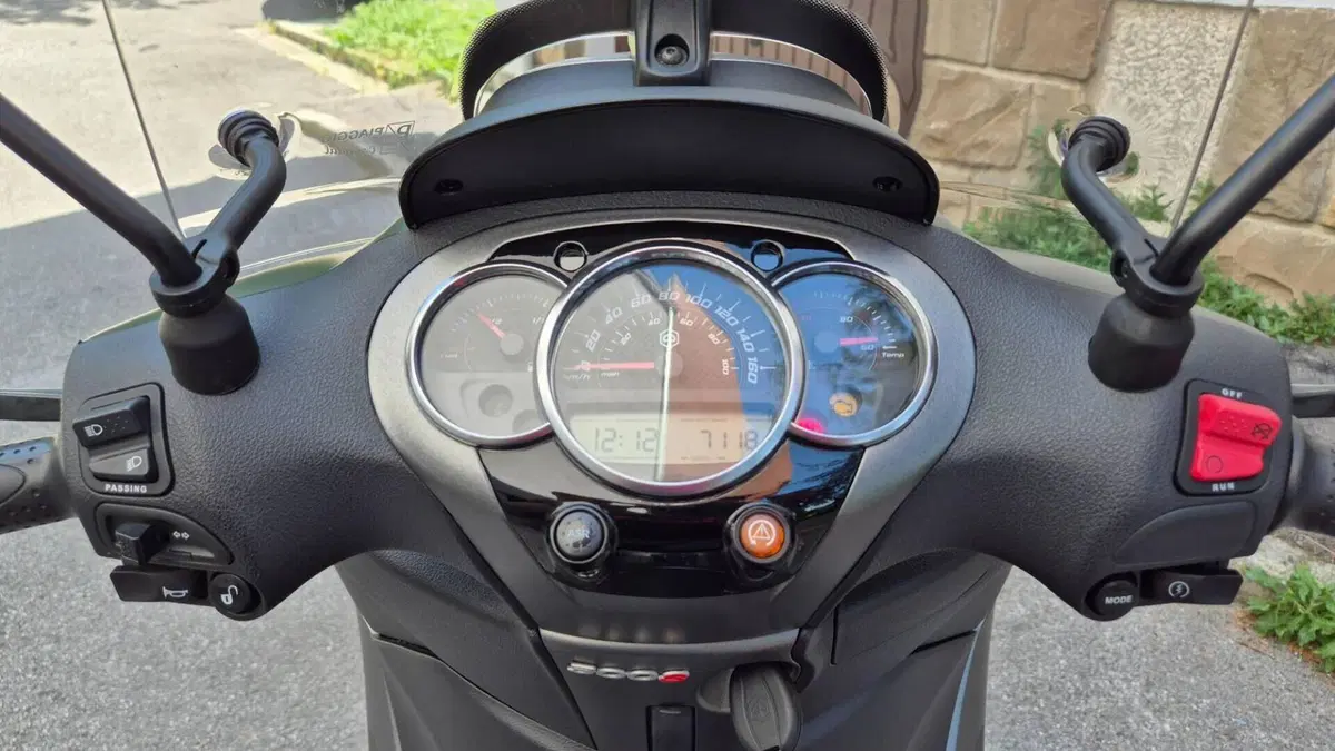 Piaggio Beverly 300 S i.e. ABS-ASR (2016 - 20)  (7)