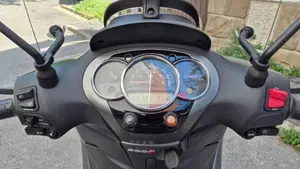 Piaggio Beverly 300 S i.e. ABS-ASR (2016 - 20)  (7)