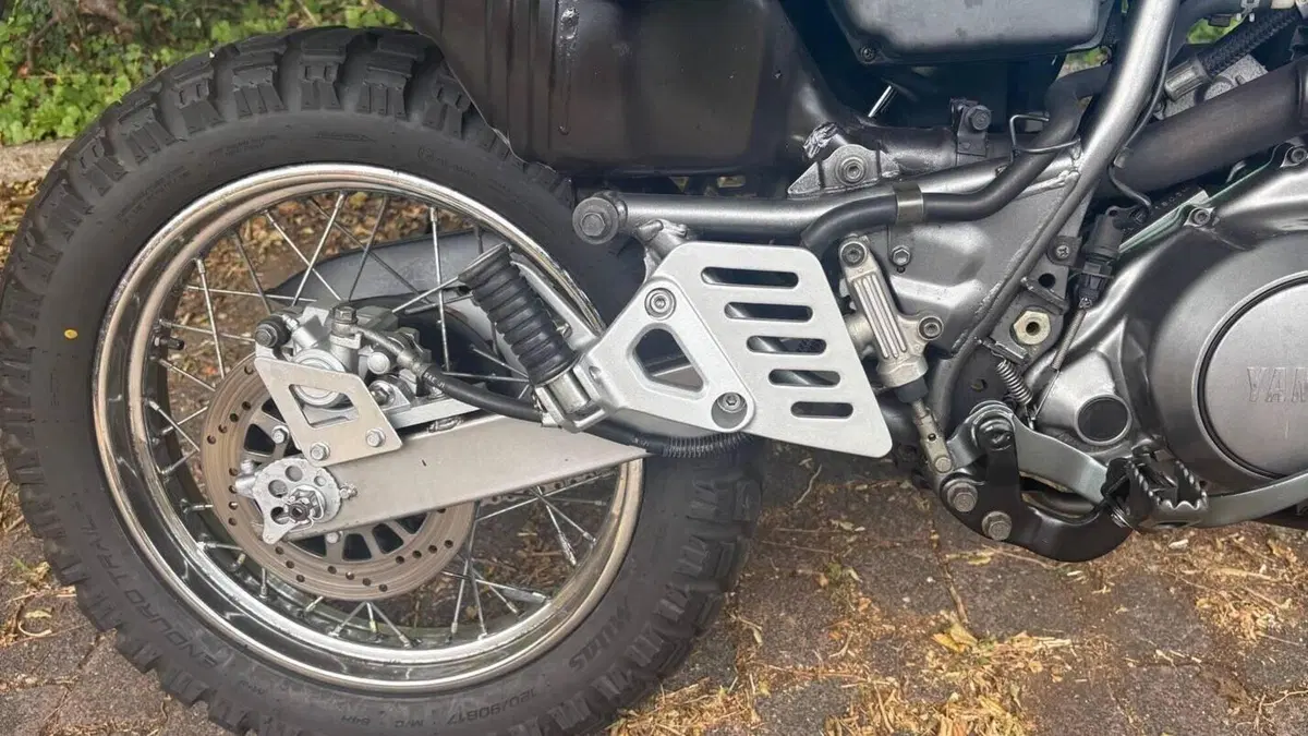 Yamaha   (8)