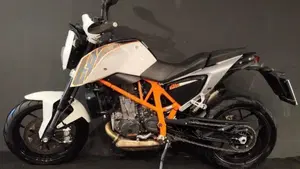 KTM 690 Duke (2012 - 16)  (8)