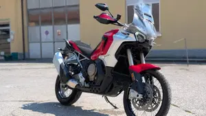 MV Agusta LXP Enduro Veloce (2024 - 25)  (2)