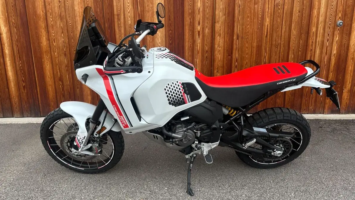 Ducati DesertX (2022 - 25)  (2)