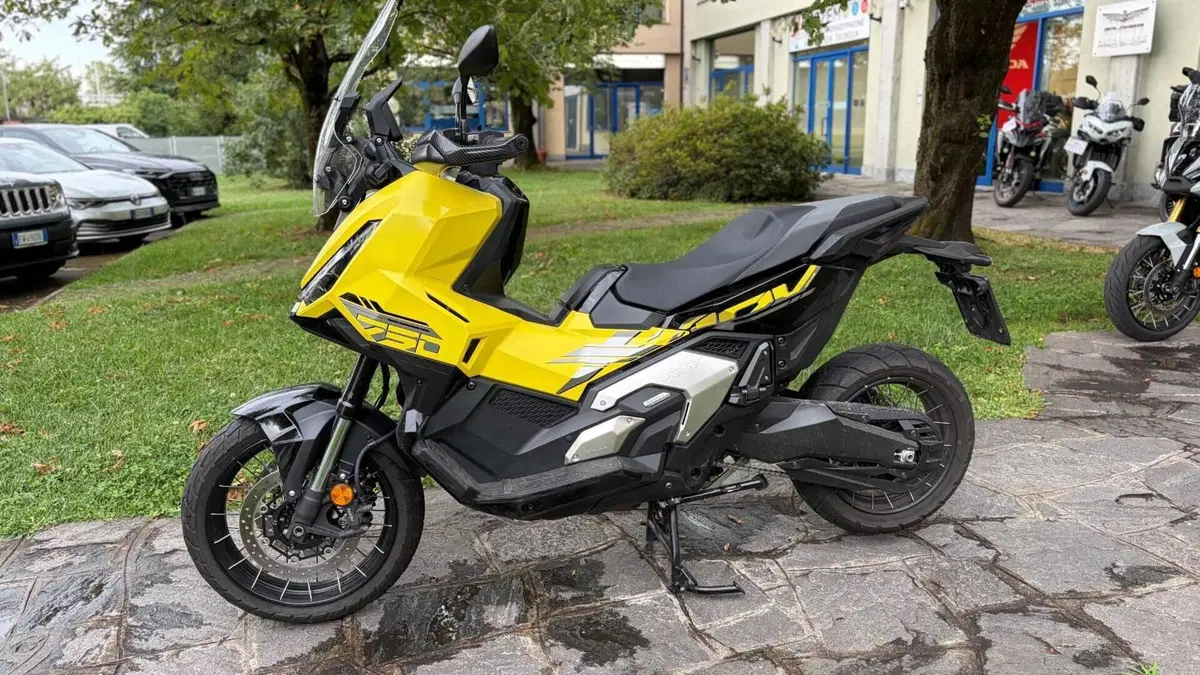 Honda X-ADV 750 (2025 - 26)  (5)