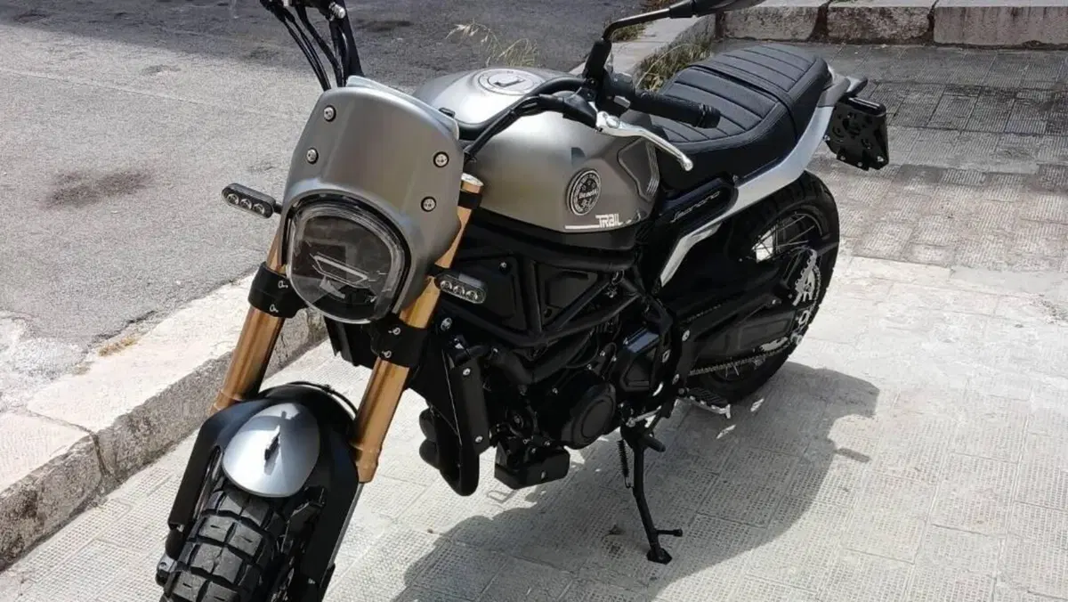 Benelli Leoncino 800 Trail (2022 - 26) 