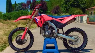 Honda CRF 250R (2024) usata