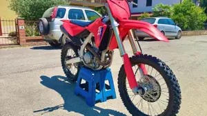 Honda CRF 250R (2024)  (7)