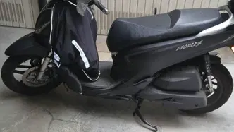 Kymco People 125i S (2021 - 25) usata
