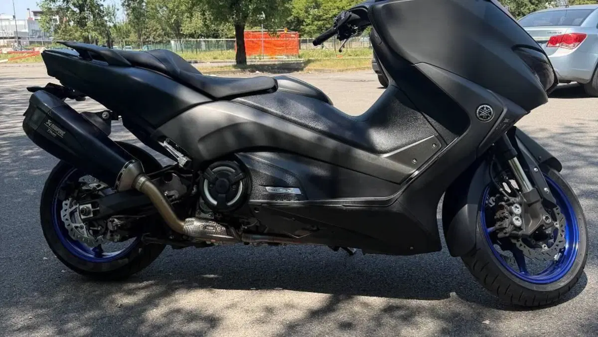 Yamaha T-Max 530 SX Sport Edition (2018 - 19)  (3)