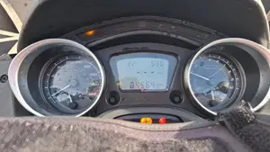 Piaggio MP3 300 Sport ABS Hpe (2021 - 24)  (6)