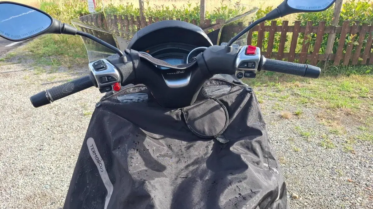Piaggio MP3 300 Sport ABS Hpe (2021 - 24)  (7)