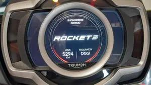 Triumph Rocket 3 R (2021 - 24)  (3)