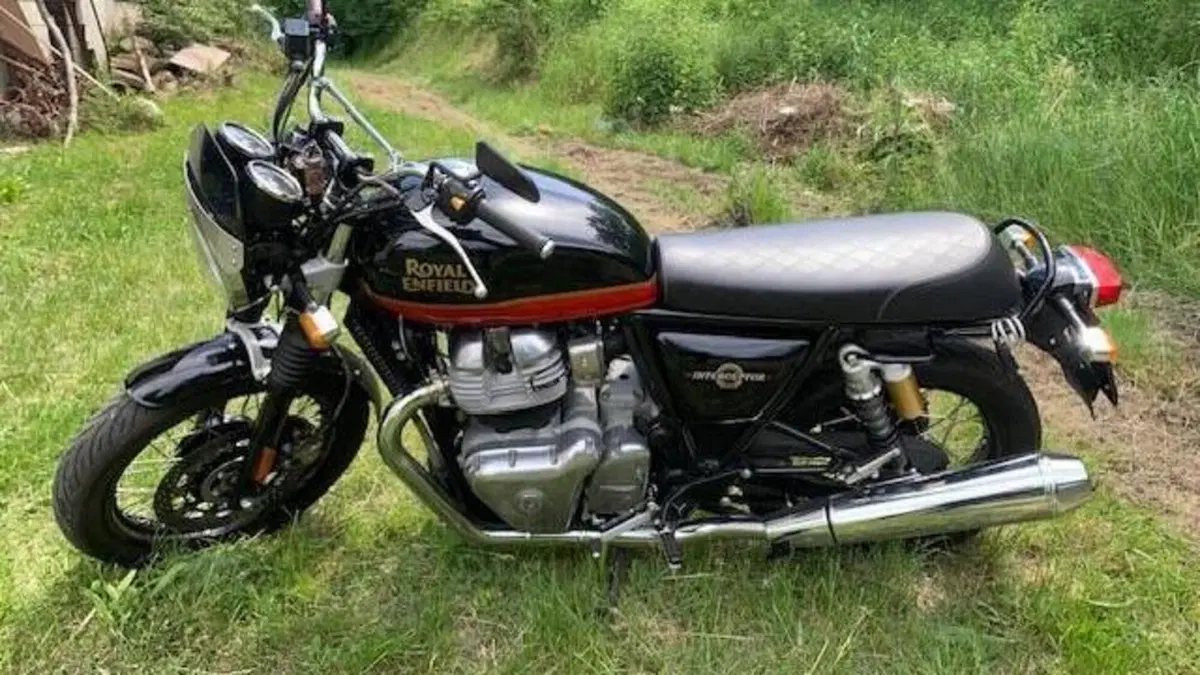 Royal Enfield Interceptor 650 (2021 - 26)  (2)