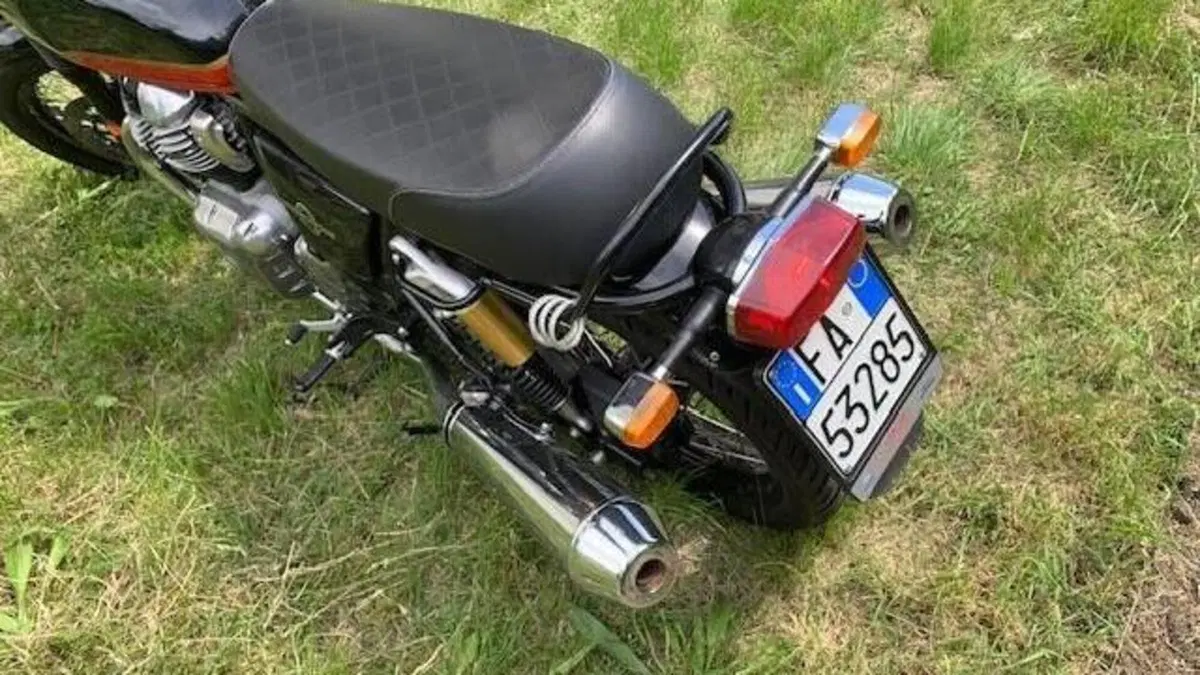 Royal Enfield Interceptor 650 (2021 - 26)  (4)