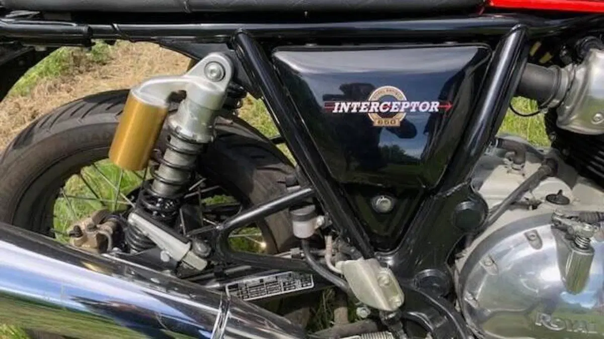 Royal Enfield Interceptor 650 (2021 - 26)  (6)