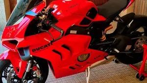 Ducati Panigale V4 (2022 - 24)  (5)