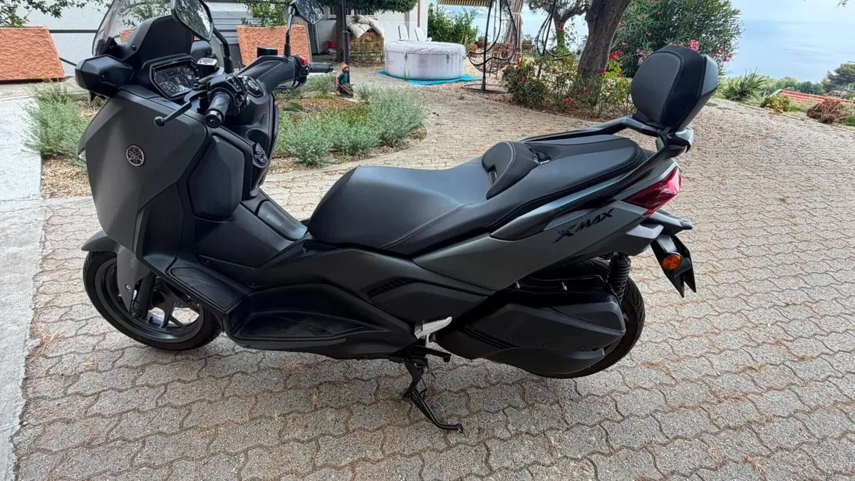 Yamaha X-Max 300 (2025 - 26) 