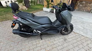 Yamaha X-Max 300 (2025 - 26)  (4)