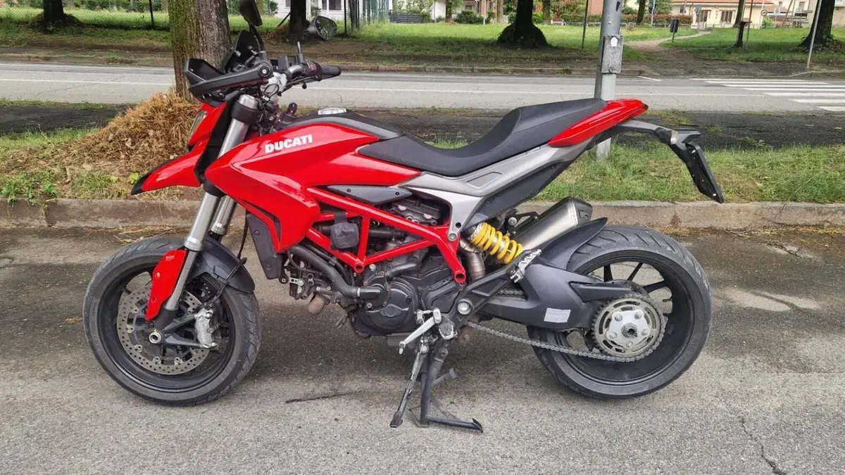 Ducati Hypermotard 821 (2013 - 15)  (4)
