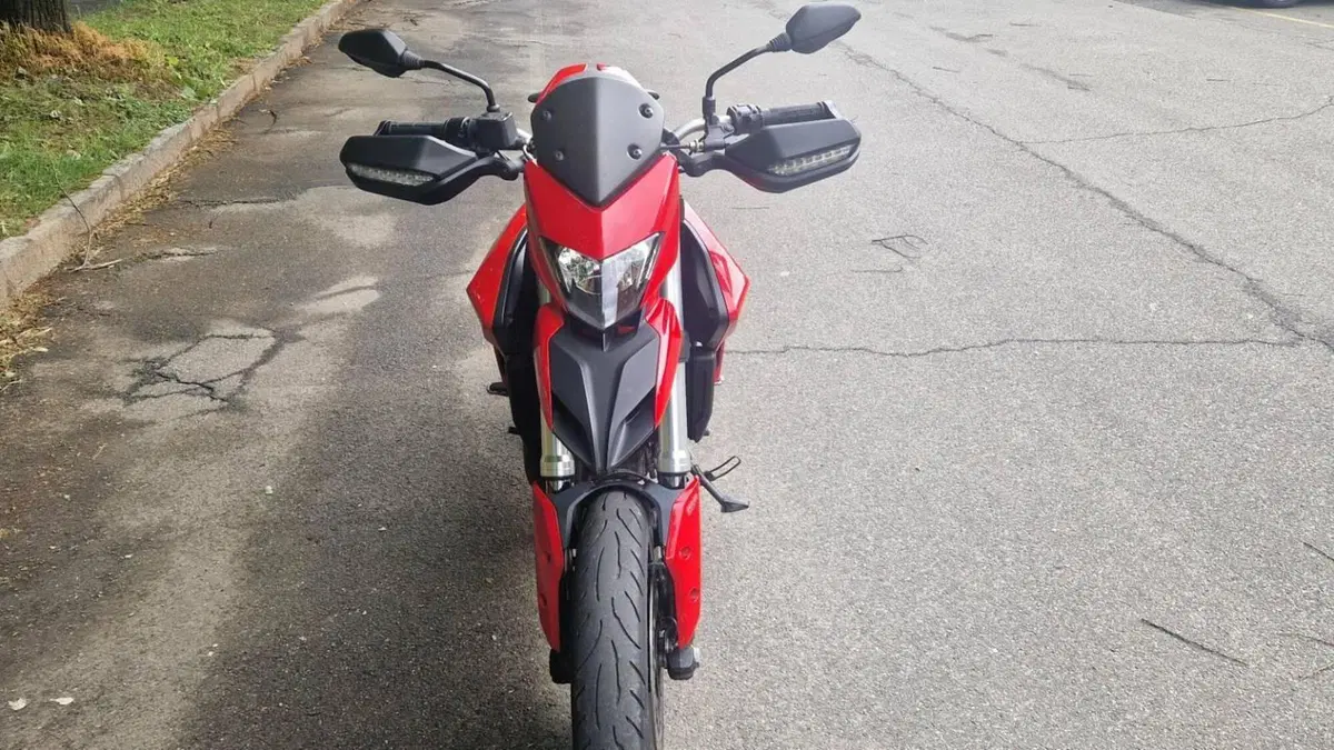 Ducati Hypermotard 821 (2013 - 15)  (6)