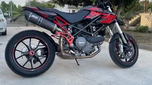Ducati Hypermotard 796 (2012)  (4)