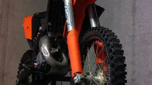 KTM 125 EXC (2009)  (9)