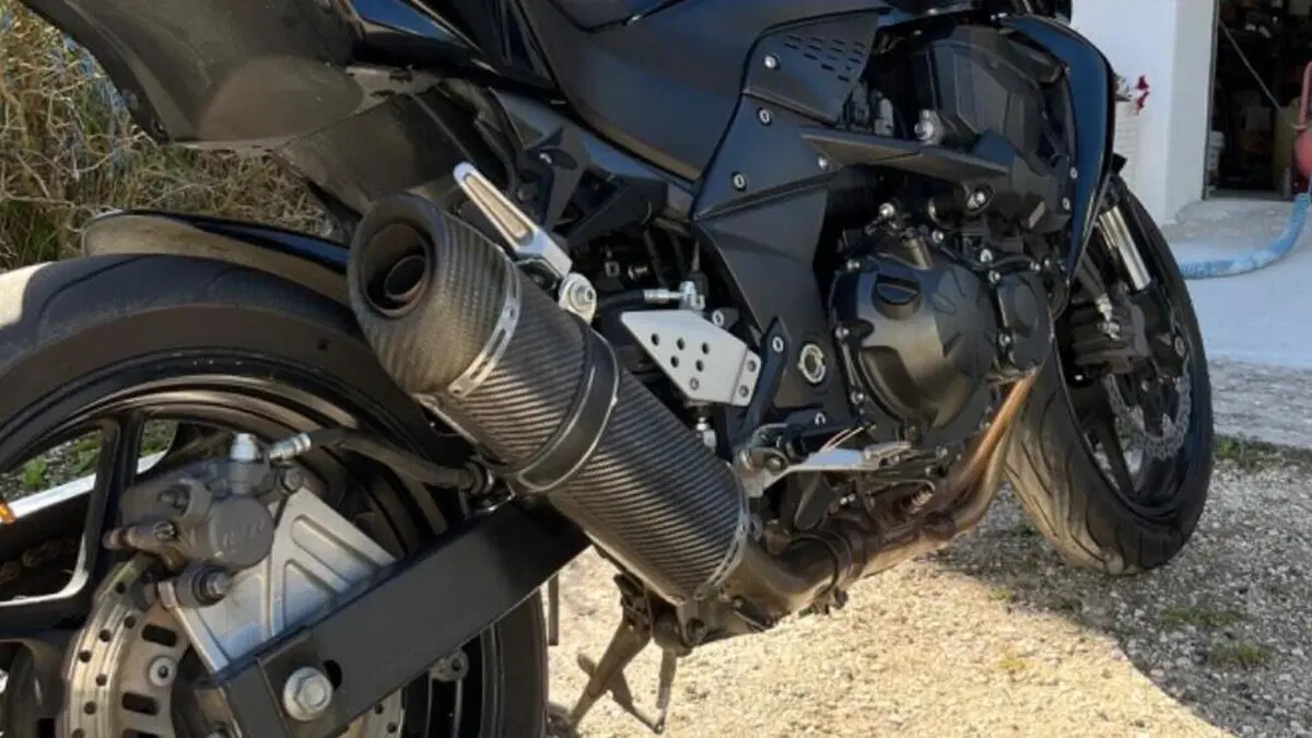 Kawasaki Z 750 (2007 - 14)  (3)