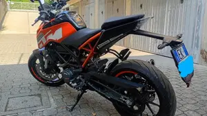 KTM 125 Duke ABS (2017 - 20)  (2)