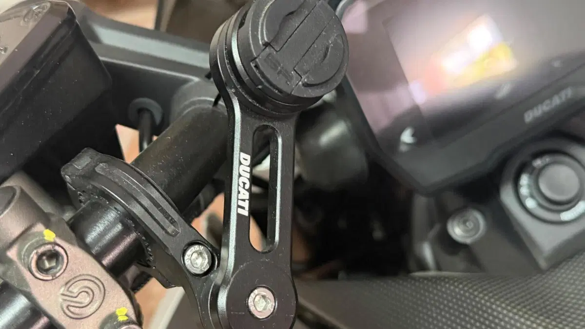 Ducati Diavel V4 (2023 - 26)  (11)