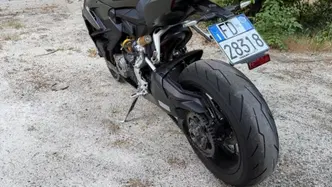 Ducati Streetfighter V2 955 Green (2022 - 23)