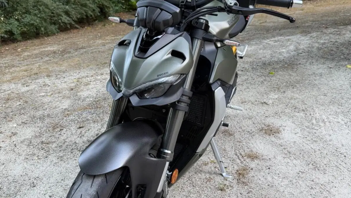 Ducati Streetfighter V2 955 Green (2022 - 23)  (2)