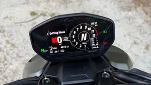 Ducati Streetfighter V2 955 Green (2022 - 23)  (4)