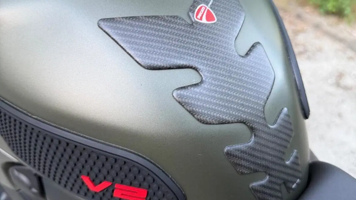 Ducati Streetfighter V2 955 Green (2022 - 23)  (19)