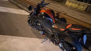 Kawasaki Z 1000 ABS (2014 - 16)  (2)