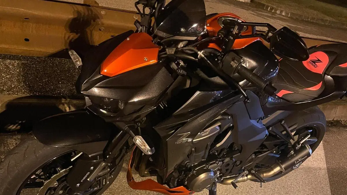 Kawasaki Z 1000 ABS (2014 - 16)  (3)